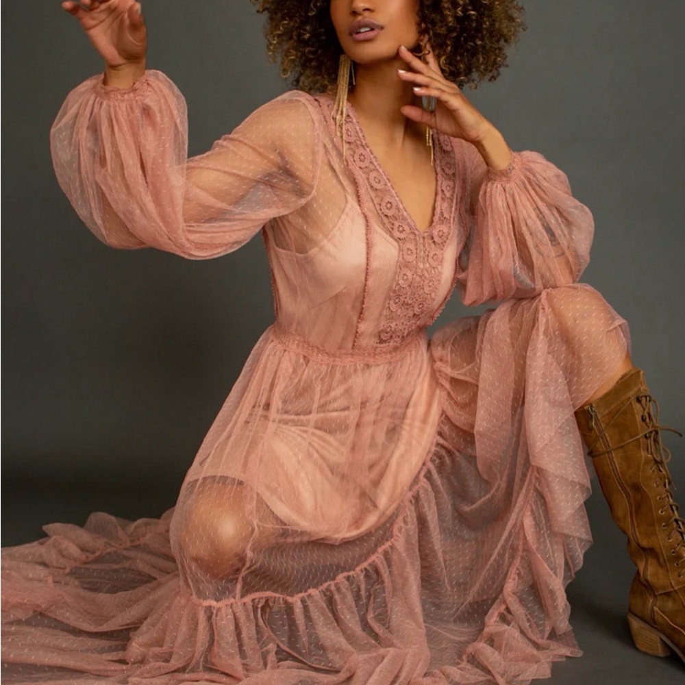 Echo Maxi Dress in Mauve